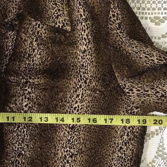 Conrad C animal print button down blouse - Picture 7 of 11